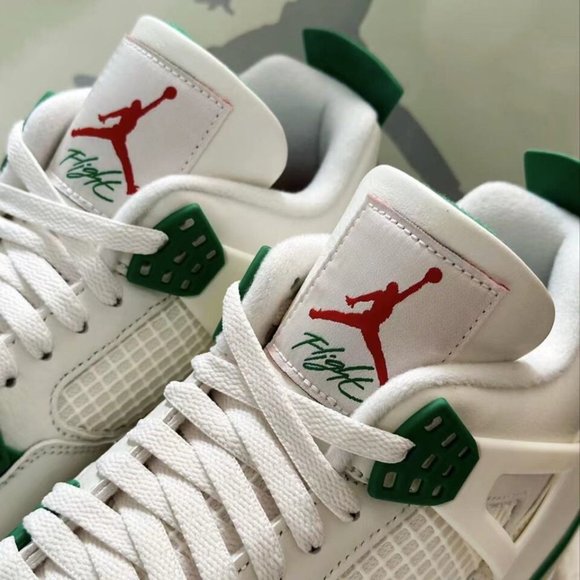 Jordan 4 Retro SP x Nike SB Mid Pine Green